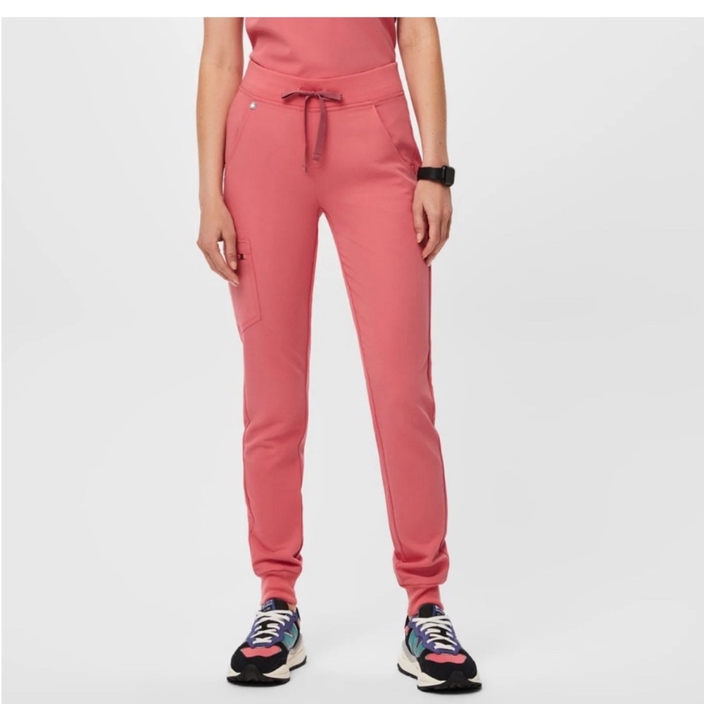 Figs Desert Rose Medium Zomora Joggers